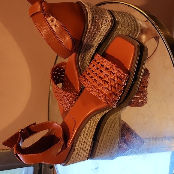 Vince Camuto Rustic Orange Leather Espadrilles Sandals - Picture 5 of 7